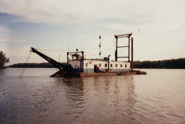 1990 Neloscas First Dredge_The Mathew