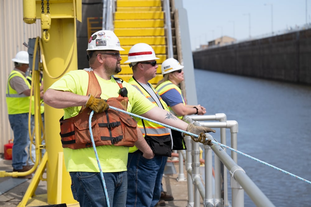 j) 2023 Lock 19 - Crane Cable to Weldment-105