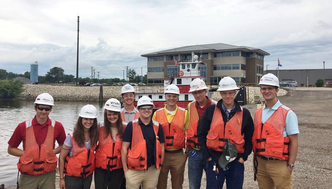 J.F. Nelosca interns take part in practical, hands-on experiences that offer professional development in your area of study.