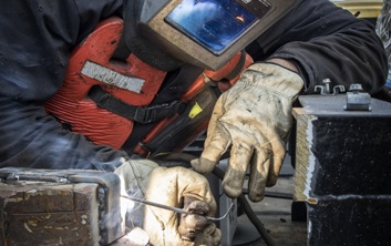 barge repairs, vessel repairs, dry dock barge repairs, upper mississippi river, la crosse wisconsin