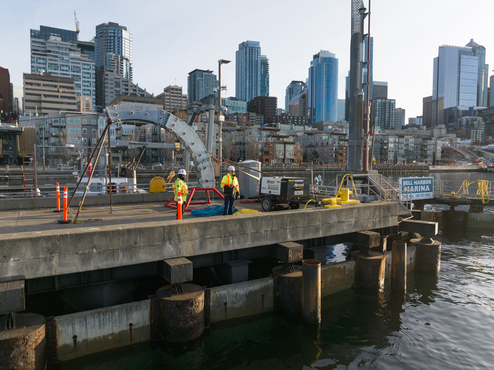 Photo of Nelosca Technologies Laying Subsea Cable in Seattle