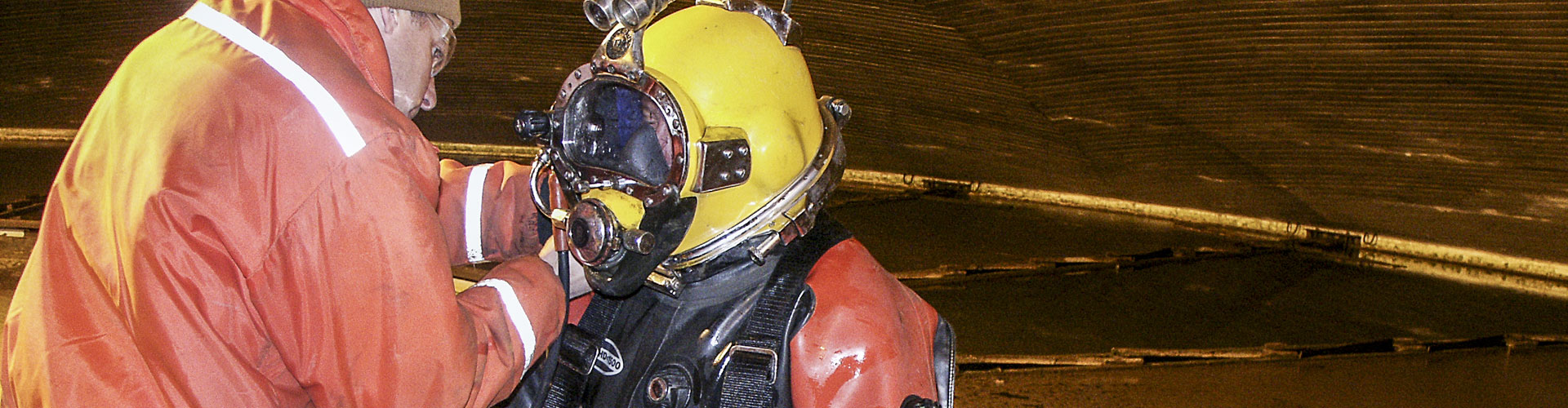 industrial diver, industrial divers, underwater construction, underwater inspections, adci certified divers