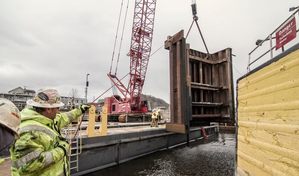 Nelosca deckhands participating in line handling training at the startup of an environmental remediation project in Ashland, WI.