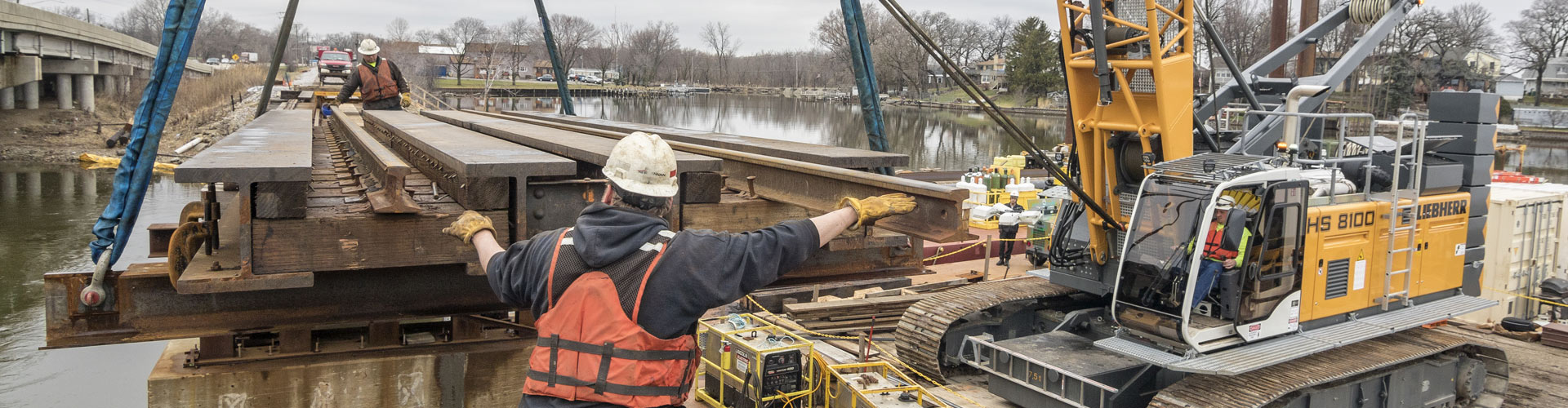 railroad bridge construction, bridge construction, railroad contractor, railroad bridge repairs