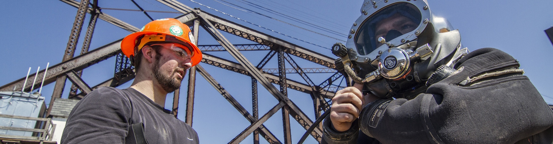 dive inspections, underwater inspections, railroad bridge inspections, underwater railroad bridge inspections, dive inspections of railroad bridges